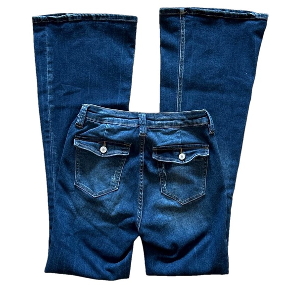 KANCAN Women's Mid-Rise Flap Pocket Flare Jeans - Size 27 - Picture 5 of 14
